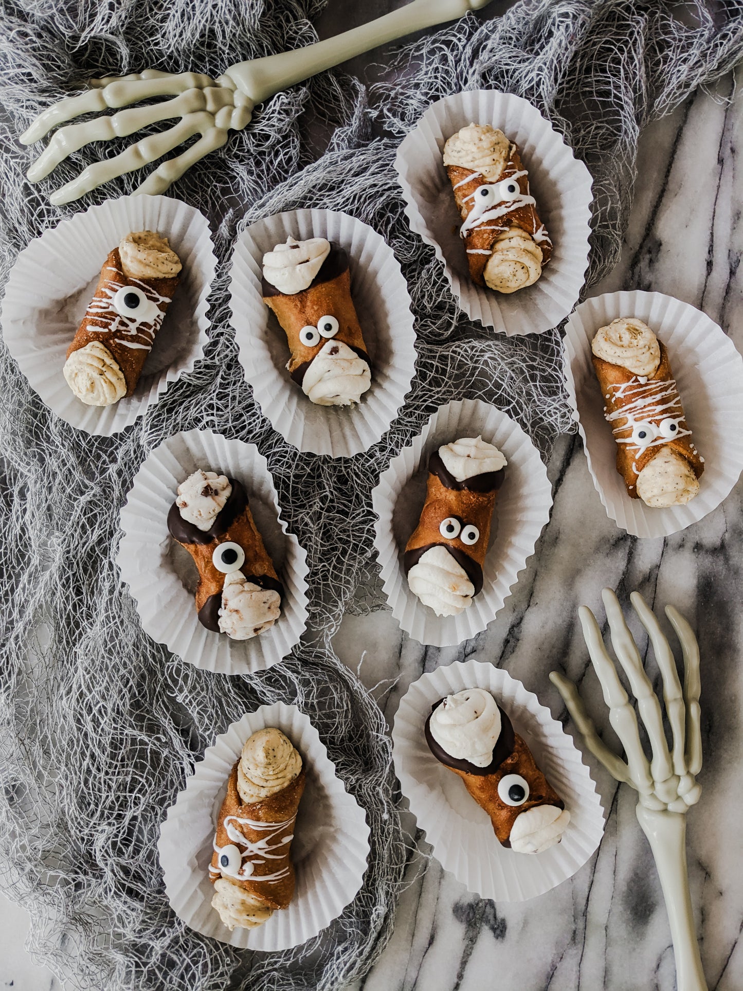 Spooktacular Mini Cannoli Set