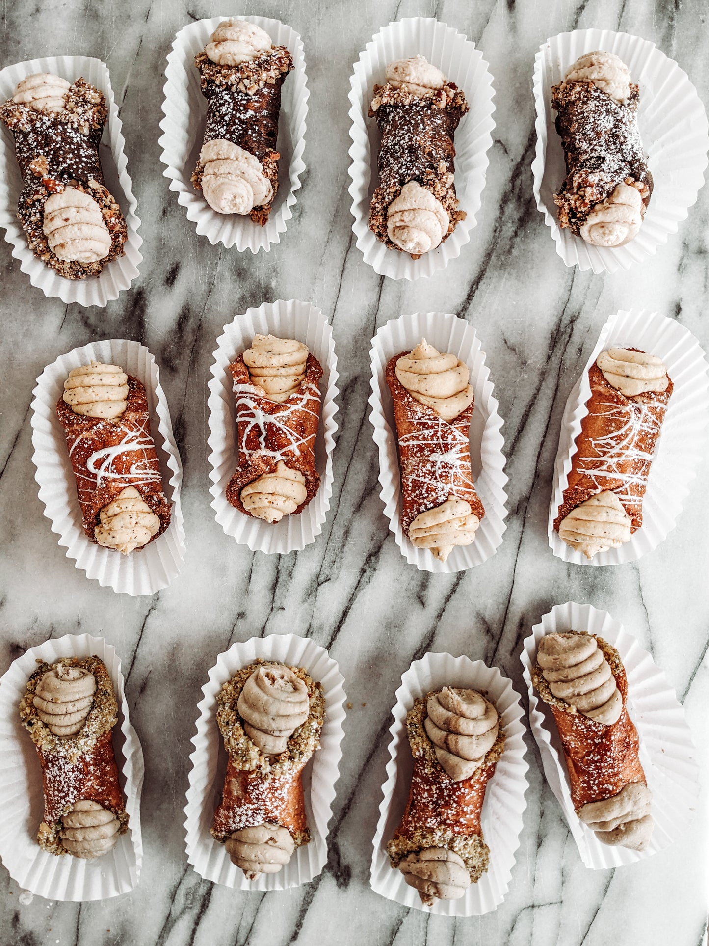 Customizable Mini Cannoli Dozen (Christmas)