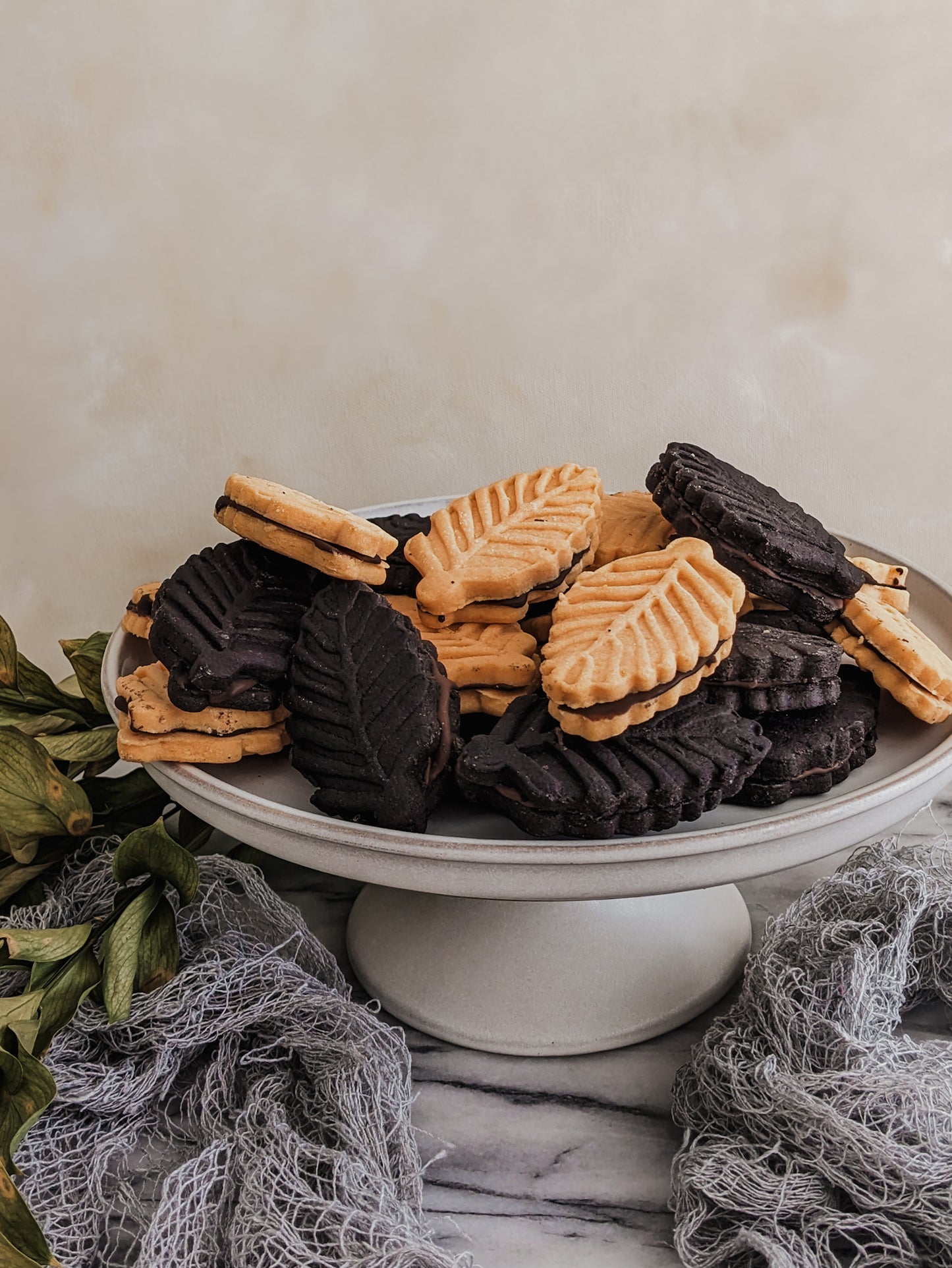 Creepy Leafy Cookies