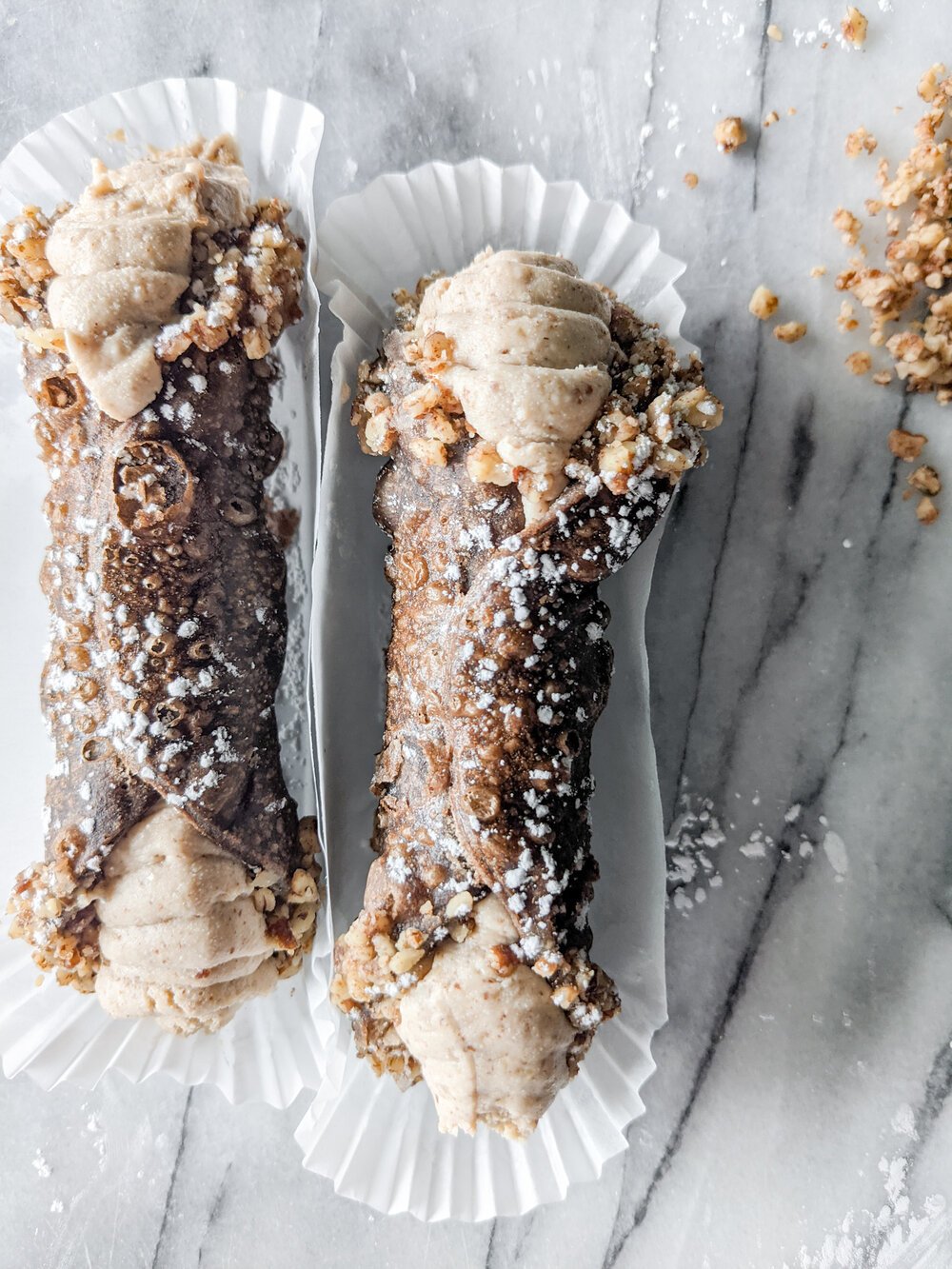 Pecan Pie Cannoli