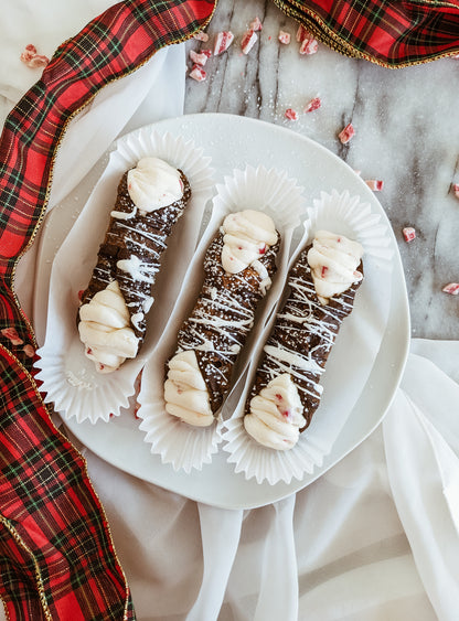 Peppermint Bark Cannoli