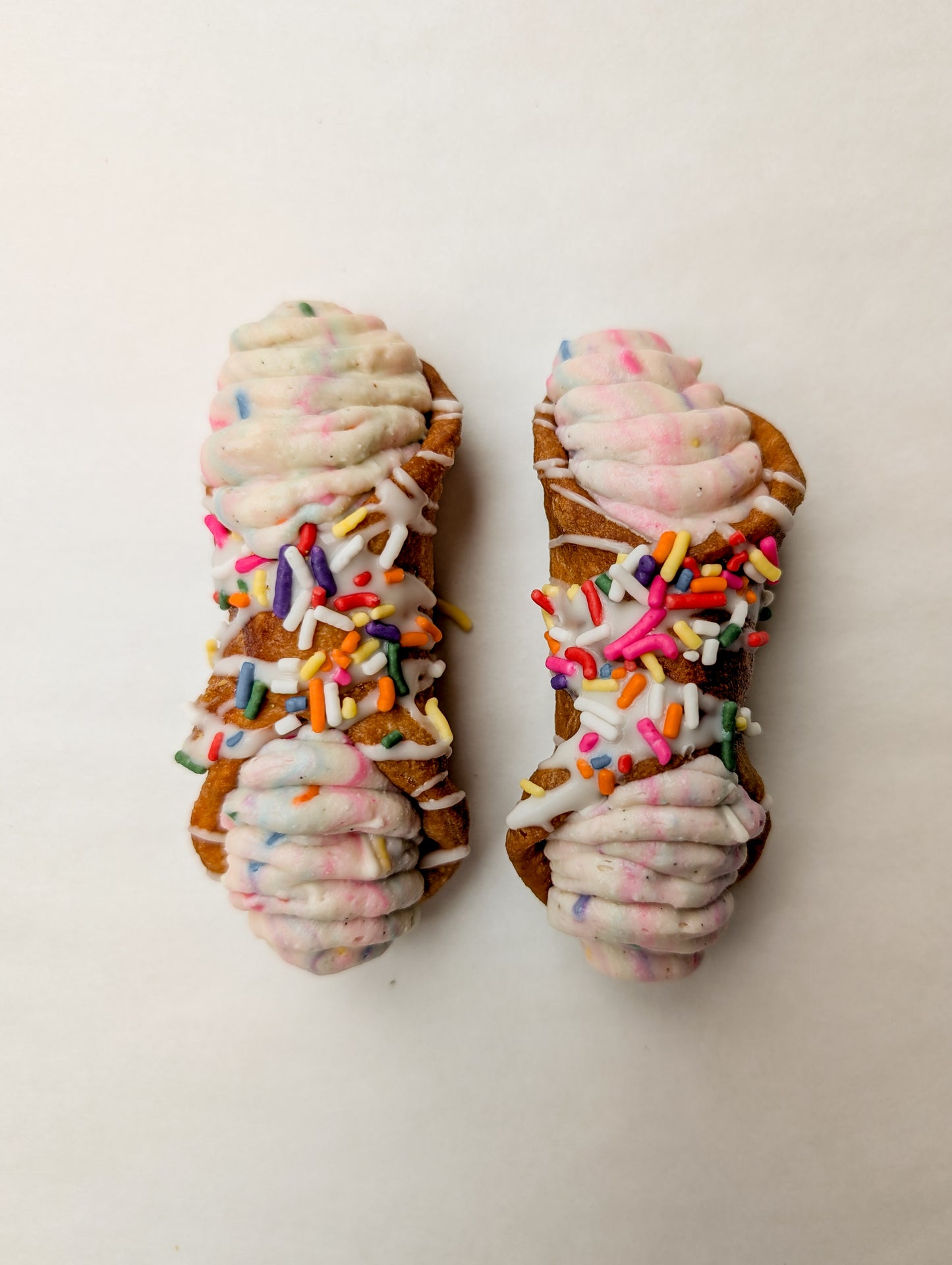 Birthday Cake Cannoli
