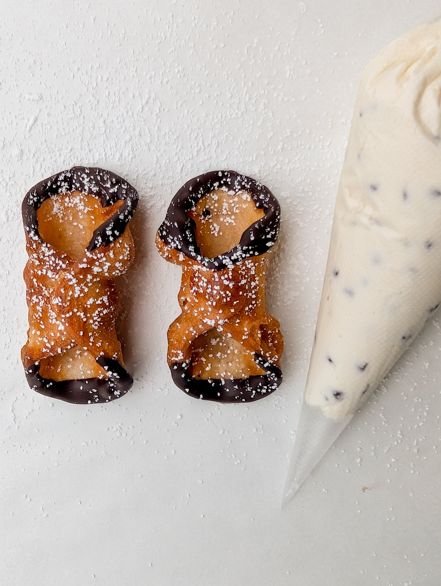 Classic Cannoli