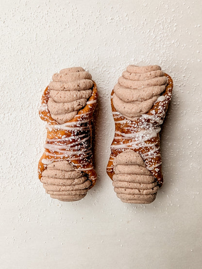 Cinnamon Honey Latte Cannoli