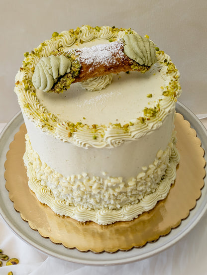 Pistachio Cannoli Cake