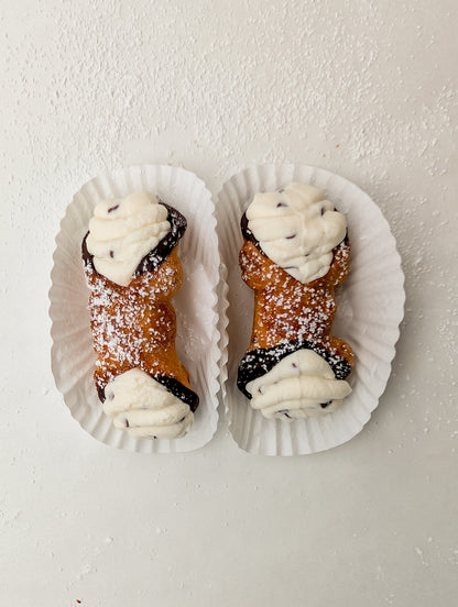 Classic Cannoli