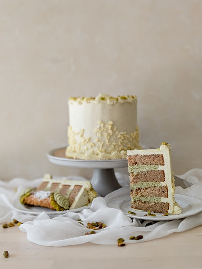 Pistachio Cannoli Cake